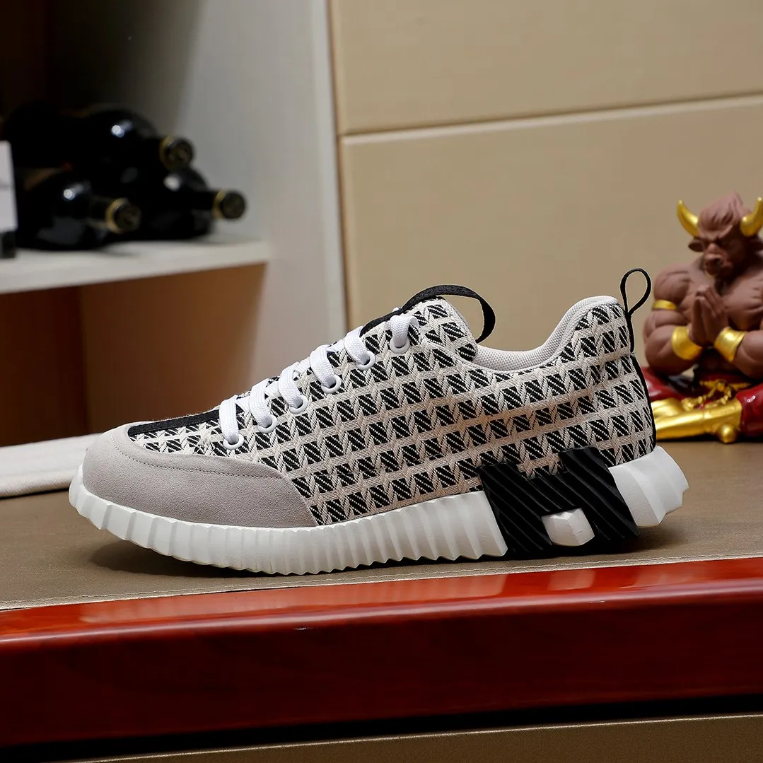 Men's shoes 💰400💰【HERMES】hot-selling men's shoes counter original items! The world's top brands...Luxury quality...//Fashion and high-end footwear 👍💪🏻...give you a low-key luxury comfort experience👍. The upper is made of pure Italian imported first-layer cowhide... 🐑 Leather lining..., comfortable and breathable, high-end and classy... luxurious and noble!! .. OEM factory shipment [Hug] stall.. Original plate. color, code number 38--44